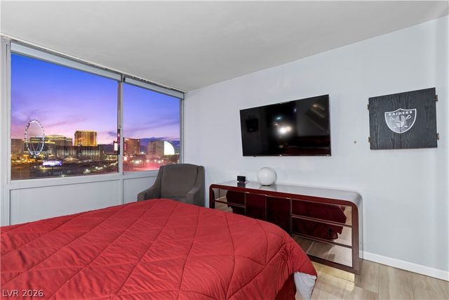 205 East Harmon Avenue 802, Las Vegas, NV 89169