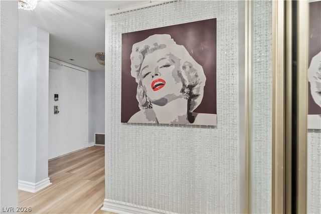 205 East Harmon Avenue 802, Las Vegas, NV 89169