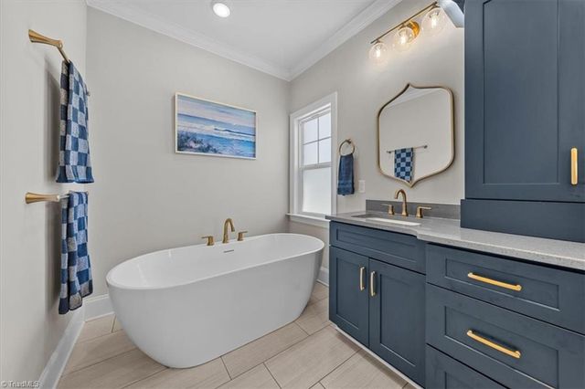 8009 Honkers Hollow Drive, Stokesdale, NC 27357