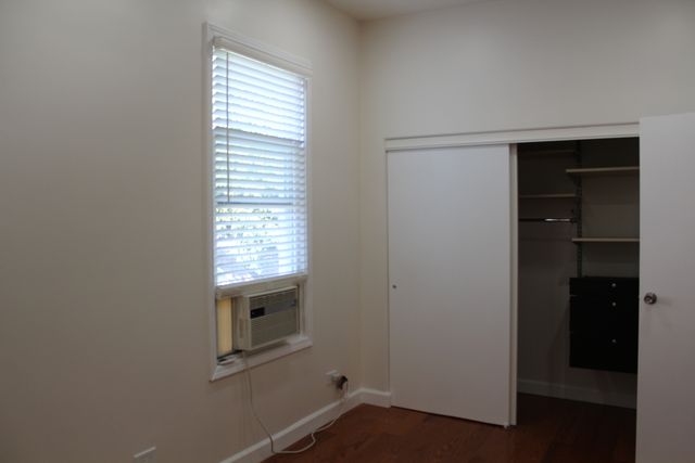 2834 W Fletcher Street 2R, Chicago, IL 60618