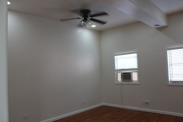 2834 W Fletcher Street 2R, Chicago, IL 60618
