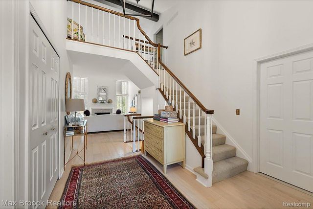 2478 WILDBROOK Run, Bloomfield Charter Township, MI 48304