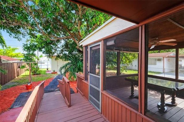 234 E 18TH Street, Hialeah, FL 33010