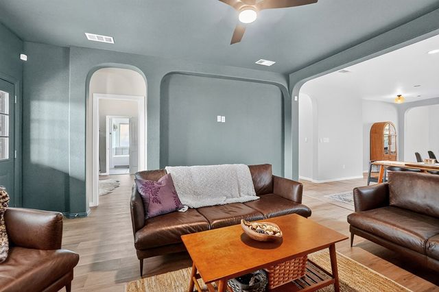 6611 Colony Rd, Midland, TX 79707