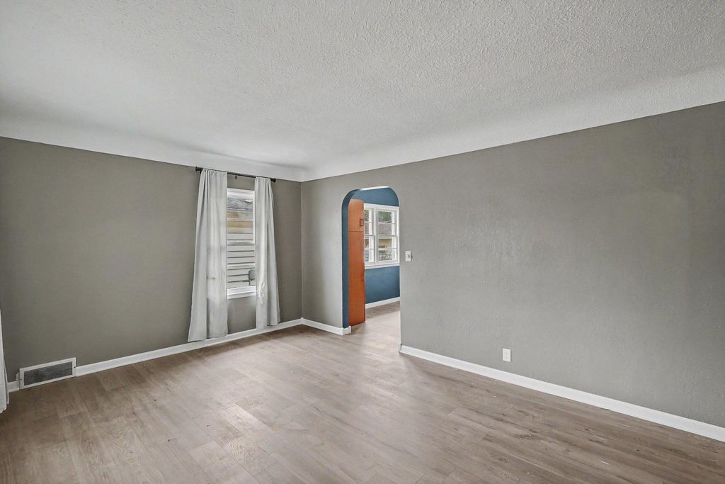 302 Lincoln Avenue N, New Prague, MN 56071 — photo 5