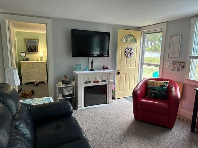 30 Marjorie Avenue, Pocasset, MA 02559