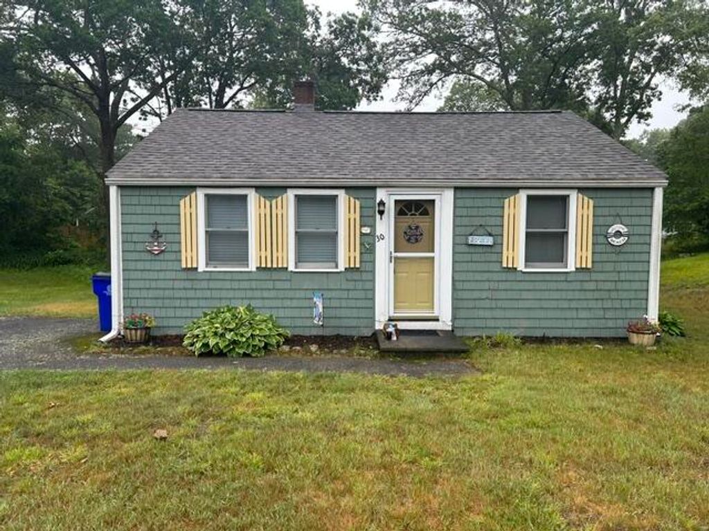 30 Marjorie Avenue, Pocasset, MA 02559