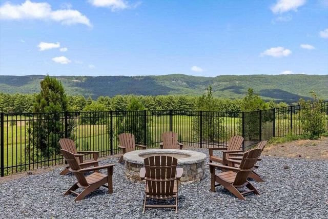 298 Pinnacle Point Lane 112, Dunlap, TN 37327