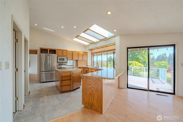 26417 NE 31st Court, Ridgefield, WA 98642