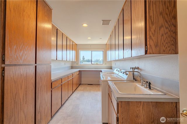 26417 NE 31st Court, Ridgefield, WA 98642