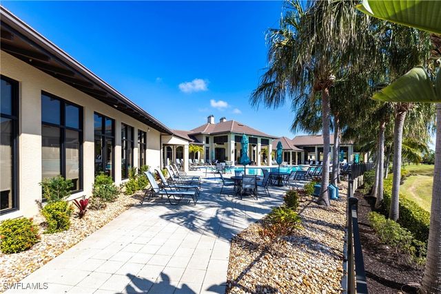 2351 Montserrat LN 202, Naples, FL 34120