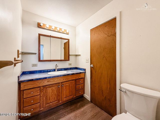 8747 S Twilight Drive, Wasilla, AK 99623