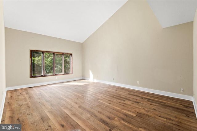 2355 MATHIAS POINT RD, King George, VA 22485