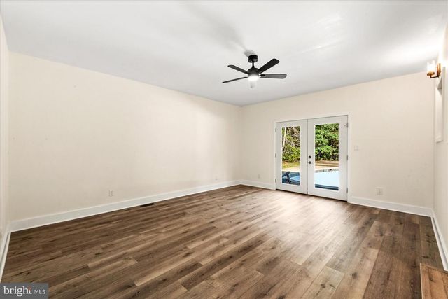 2355 MATHIAS POINT RD, King George, VA 22485