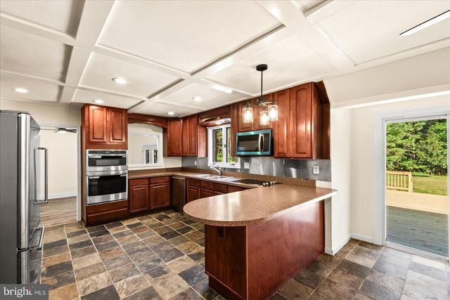 2355 MATHIAS POINT RD, King George, VA 22485