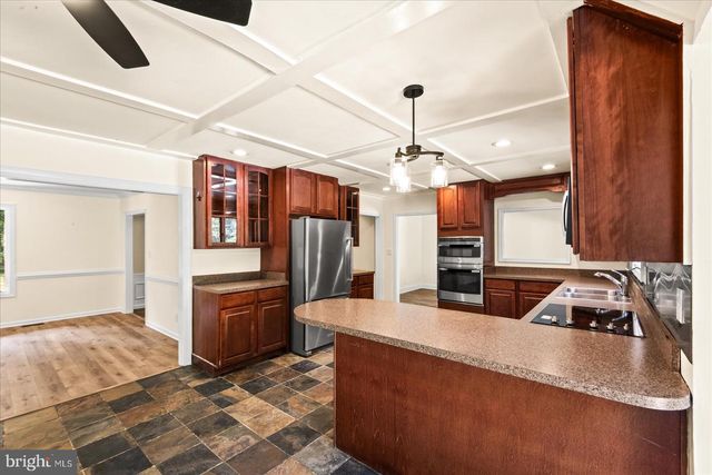 2355 MATHIAS POINT RD, King George, VA 22485