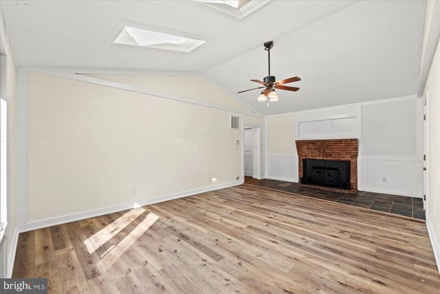 2355 MATHIAS POINT RD, King George, VA 22485