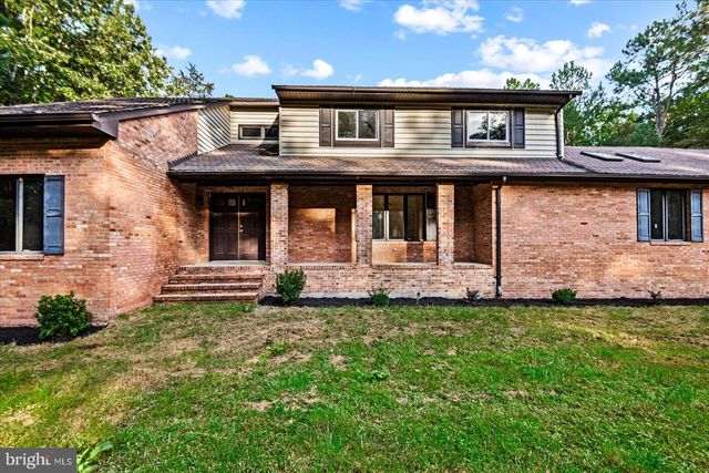 2355 MATHIAS POINT RD, King George, VA 22485