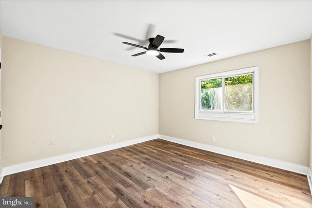 2355 MATHIAS POINT RD, King George, VA 22485