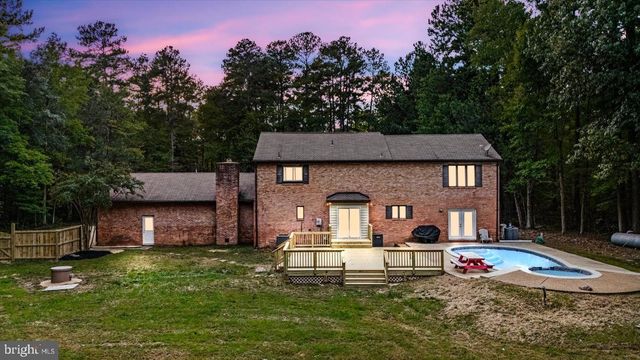 2355 MATHIAS POINT RD, King George, VA 22485