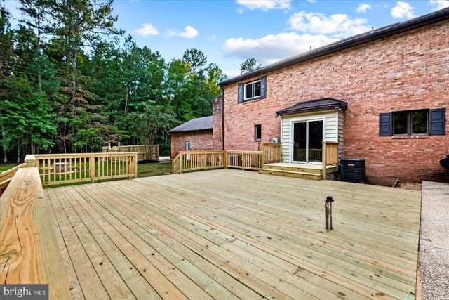 2355 MATHIAS POINT RD, King George, VA 22485