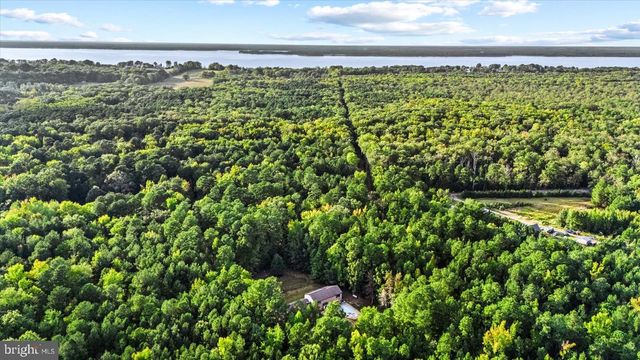 2355 MATHIAS POINT RD, King George, VA 22485