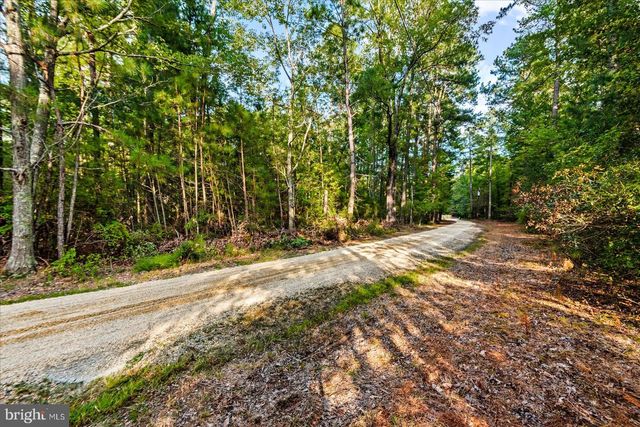 2355 MATHIAS POINT RD, King George, VA 22485