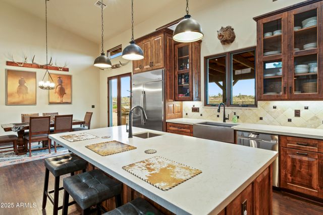 837 W Bralliar Road, Wickenburg, AZ 85390