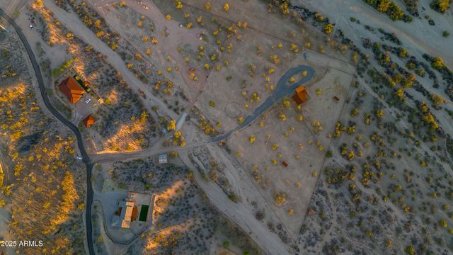 837 W Bralliar Road, Wickenburg, AZ 85390