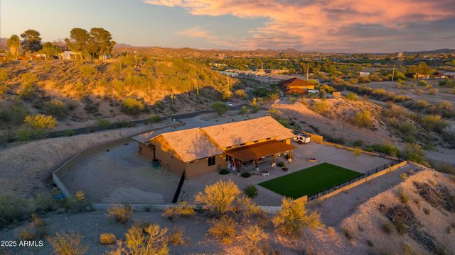 837 W Bralliar Road, Wickenburg, AZ 85390