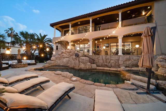 108 BAYSIDE DRIVE, Clearwater Beach, FL 33767