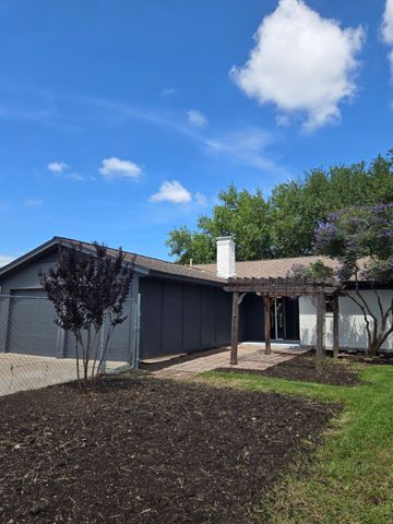 526 Doral Place, Garland, TX 75043