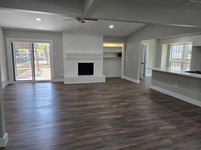 526 Doral Place, Garland, TX 75043