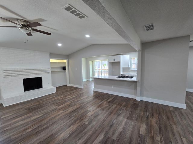 526 Doral Place, Garland, TX 75043