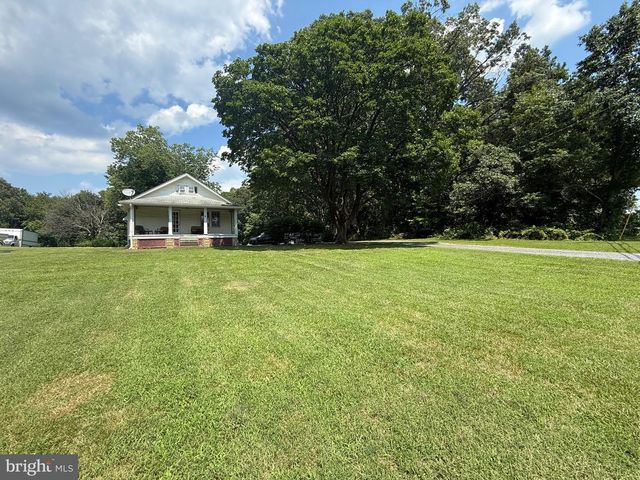 9860 HG TRUEMAN RD, Lusby, MD 20657