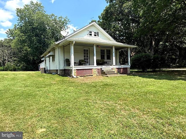 9860 HG TRUEMAN RD, Lusby, MD 20657