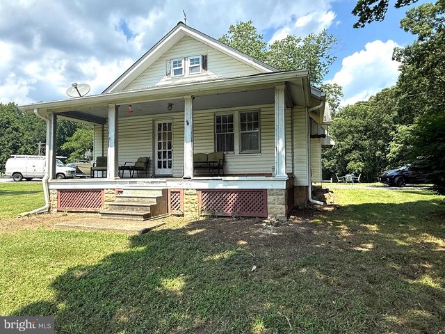 9860 HG TRUEMAN RD, Lusby, MD 20657