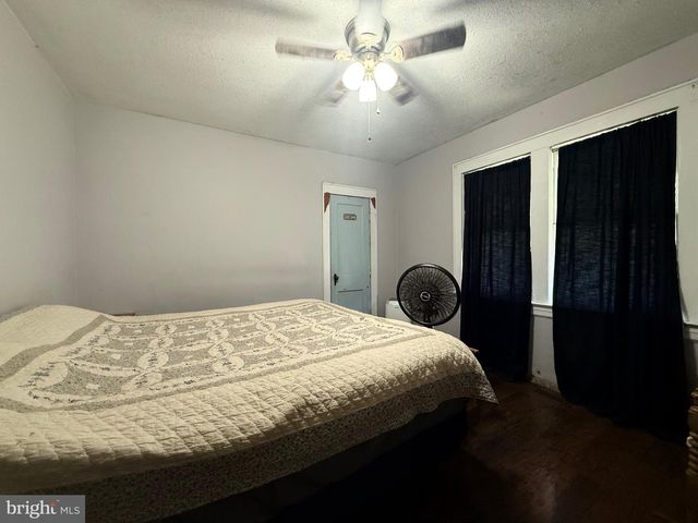 9860 HG TRUEMAN RD, Lusby, MD 20657