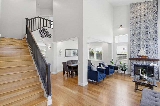 9111 Tropico Dr, La Mesa, CA 91941