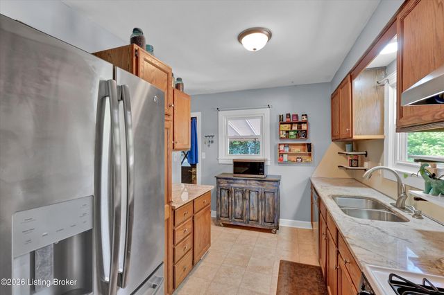 628 N Birchwood Ave, Louisville, KY 40206