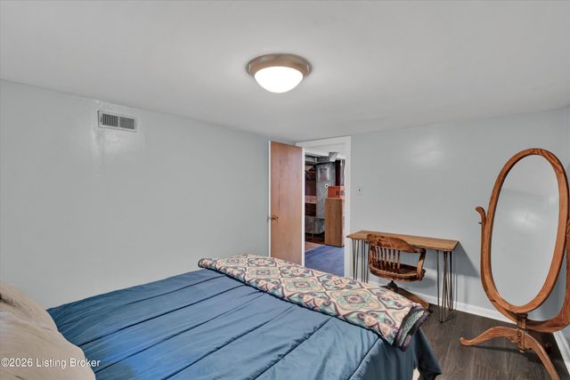 628 N Birchwood Ave, Louisville, KY 40206