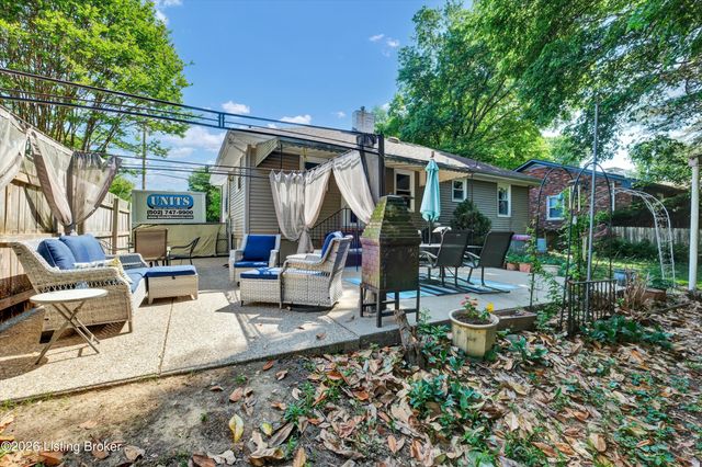 628 N Birchwood Ave, Louisville, KY 40206