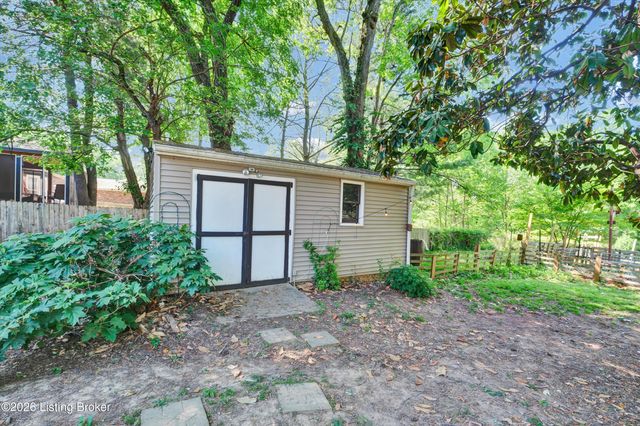 628 N Birchwood Ave, Louisville, KY 40206