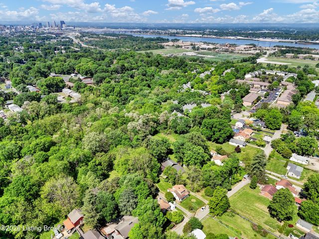 628 N Birchwood Ave, Louisville, KY 40206