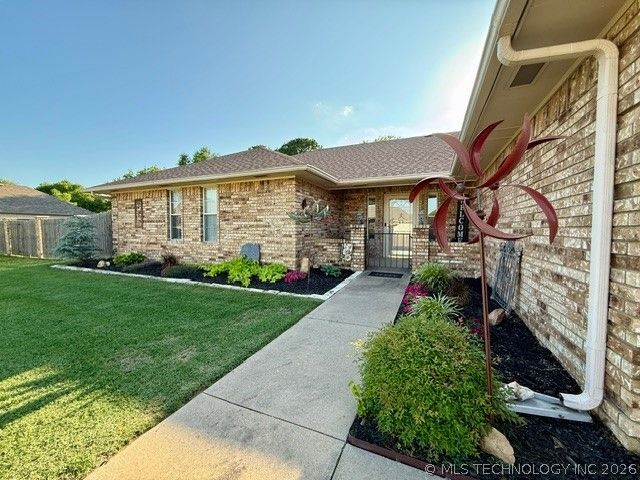 1503 Southern Hills Drive, Ardmore, OK 73401