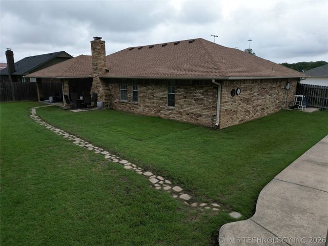 1503 Southern Hills Drive, Ardmore, OK 73401