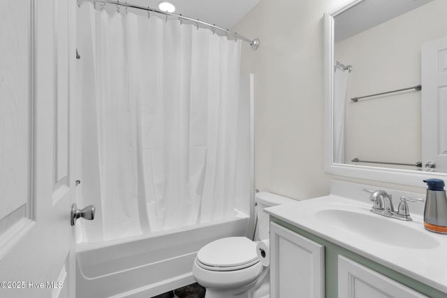 116 Gregory Drive, Jacksonville, NC 28540