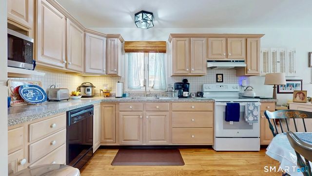 216 Anderson Avenue, Milford, CT 06460