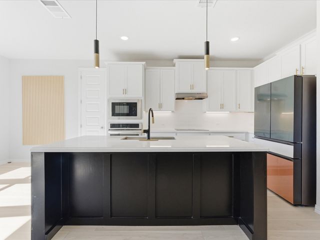 11416 Silver Queen Drive, Aubrey, TX 76227