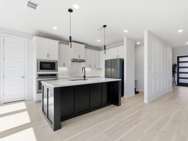 11416 Silver Queen Drive, Aubrey, TX 76227